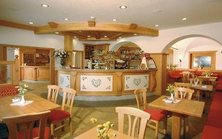 Hotel Italia Базельга-ди-Пине Экстерьер фото